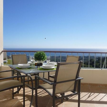 Fine Duplex Apartment With Stunning Sea Views Marbella Eksteriør billede