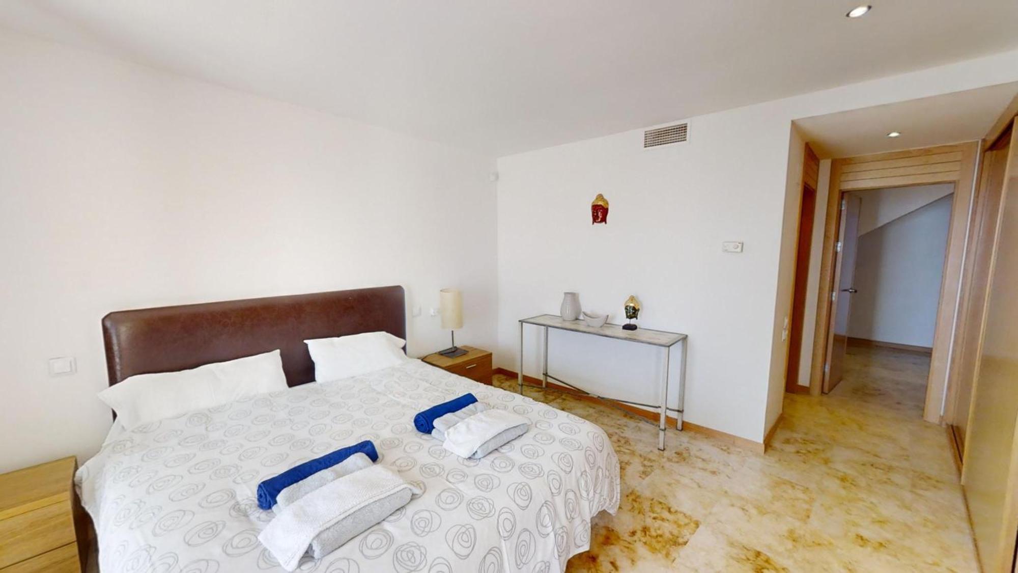 Fine Duplex Apartment With Stunning Sea Views Marbella Eksteriør billede